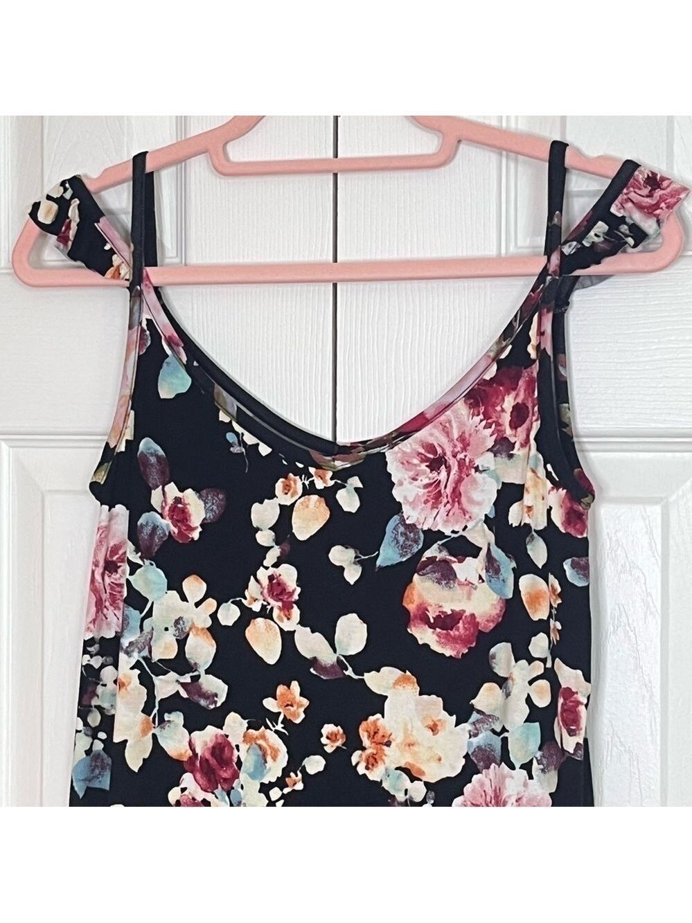 12PM by Mon Ami Black Floral Ruffle Top Small - Picture 4 of 12